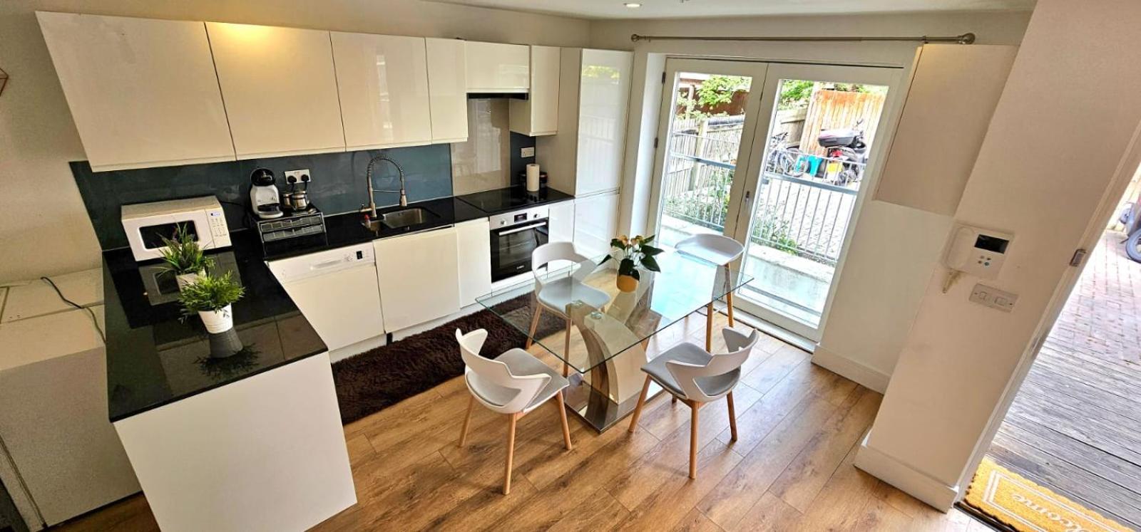 Oliver Double Room Лондон Экстерьер фото