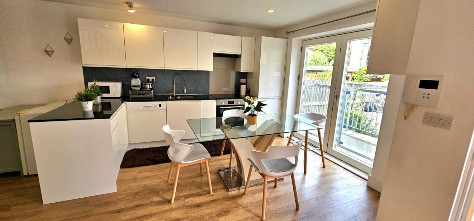 Oliver Double Room Лондон Экстерьер фото